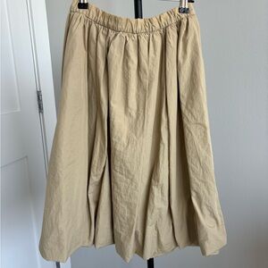 Aritzia Sunday best bubbly poplin midi skirt in tan